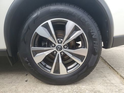 Used 2023 Nissan Murano SV image 7