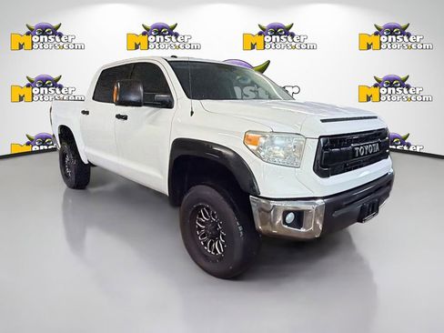 Used 2016 Toyota Tundra SR5 AWD/4WD image 3