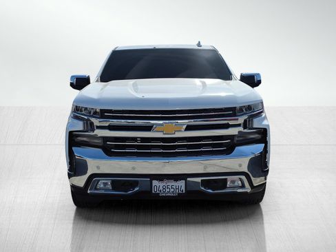 Used 2021 Chevrolet Silverado 1500 LTZ w/ Z71 Off-Road Package AWD/4WD image 2