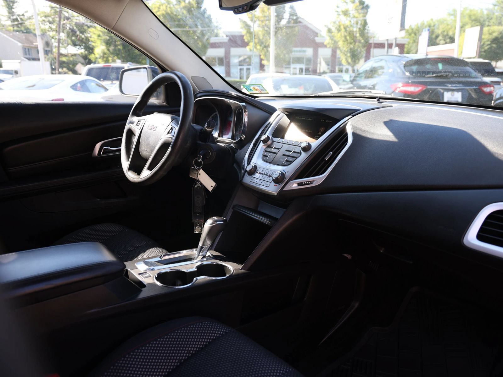 Used 2017 GMC Terrain SLE FWD image 26