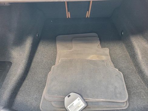 Used 2022 BMW 540i xDrive w/ Premium Package image 18