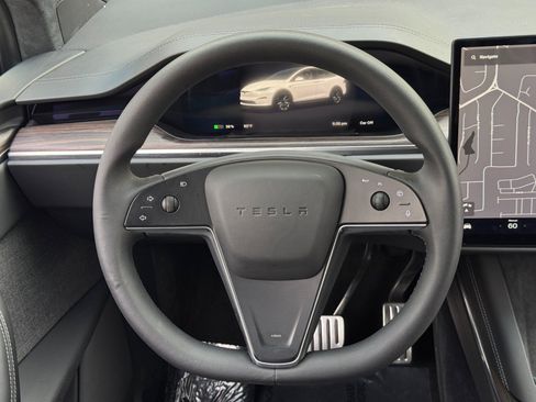 Used 2023 Tesla Model X AWD/4WD image 18