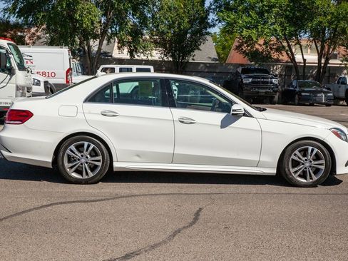Used 2014 Mercedes-Benz E 250 BlueTEC 4MATIC Sedan image 4
