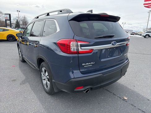 Certified 2025 Subaru Ascent Premium image 3