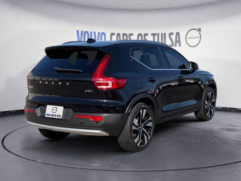 New 2025 Volvo XC40 B5 Plus w/ Protection Package Premier image 5