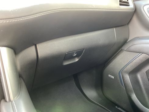 Used 2021 Chevrolet Tahoe Z71 image 36