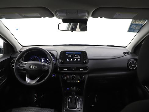 Used 2019 Hyundai Kona SEL image 13