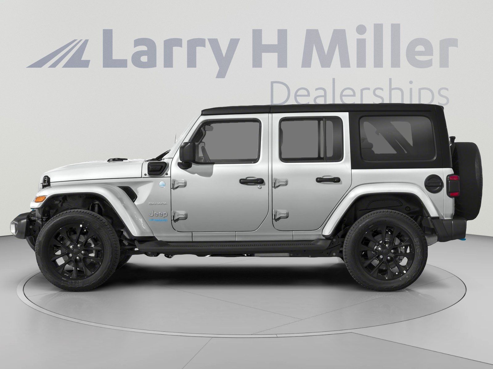 Used 2023 Jeep Wrangler Unlimited Rubicon 4xe AWD/4WD image 3