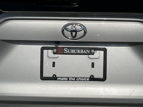 Used 2019 Toyota RAV4 Limited image 42