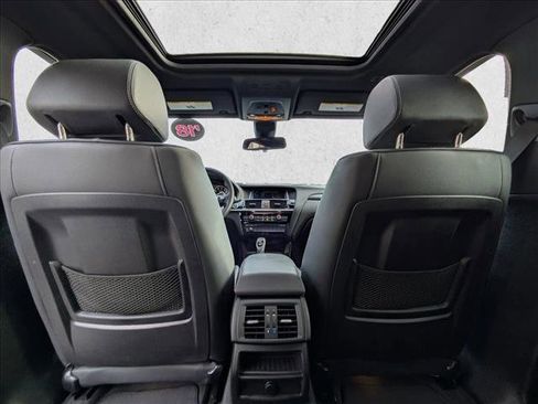 Used 2018 BMW X4 M40i image 23