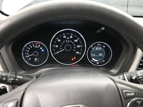 Used 2016 Honda HR-V EX-L image 10