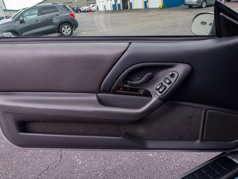 Used 1997 Chevrolet Camaro Z28 w/ Preferred Equipment Group 2 RWD image 11
