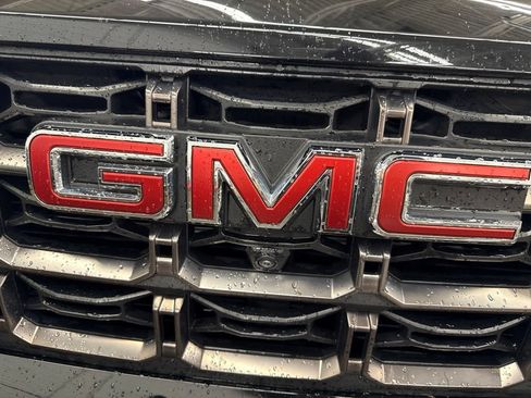 Used 2024 GMC Canyon AT4X AWD/4WD image 13