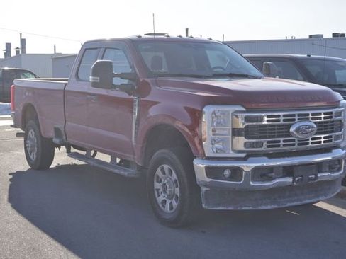 Used 2024 Ford F250 XLT w/ FX4 Off-Road Package image 5