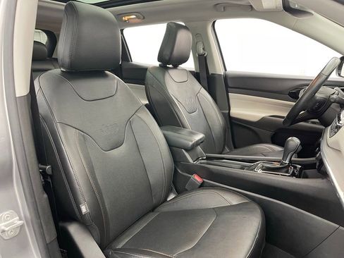 Used 2022 Jeep Compass Limited w/ Sun and Sound Group AWD/4WD image 33