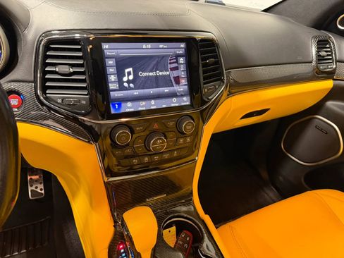 Used 2018 Jeep Grand Cherokee Trackhawk image 16