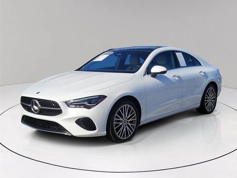 Certified 2025 Mercedes-Benz CLA 250 image 3