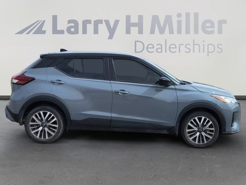 Used 2024 Nissan Kicks SV image 6