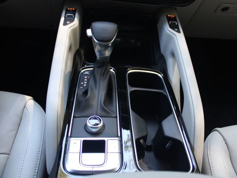 New 2025 Kia Telluride EX image 32