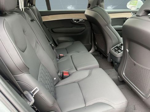 New 2026 Volvo XC90 B5 Plus AWD/4WD image 29