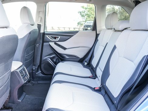 Used 2021 Subaru Forester Premium image 18