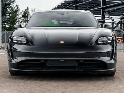 Used 2021 Porsche Taycan 4S image 4