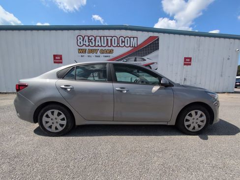 Used 2022 Kia Rio S FWD image 9
