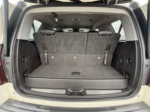 Used 2015 Chevrolet Tahoe LT AWD/4WD image 29