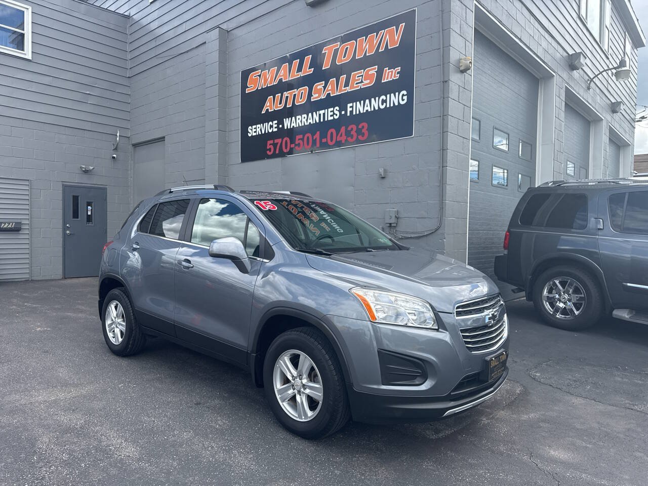 Used 2015 Chevrolet Trax LT w/ LPO, Protection Package AWD/4WD image 1