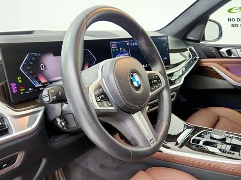 Used 2026 BMW X7 xDrive40i AWD/4WD image 51