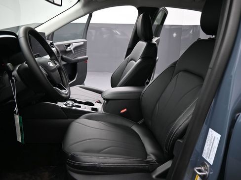 New 2025 Ford Escape Base w/ PHEV Premium Package image 9