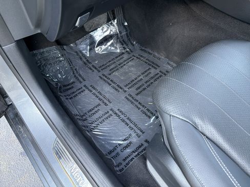 Used 2023 Mercedes-Benz E 350 4MATIC Sedan image 17