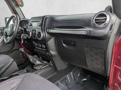 Used 2013 Jeep Wrangler Rubicon w/ PWR Convenience Group image 19