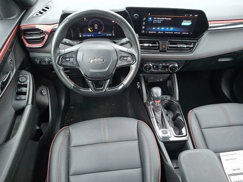 Used 2024 Chevrolet TrailBlazer RS w/ Convenience Package AWD/4WD image 11