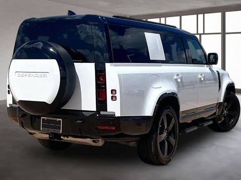 Certified 2025 Land Rover Defender 130 X-Dynamic SE AWD/4WD image 2