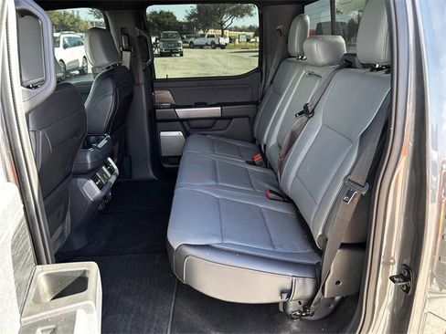 Used 2024 Ford F150 Lightning Lariat image 29