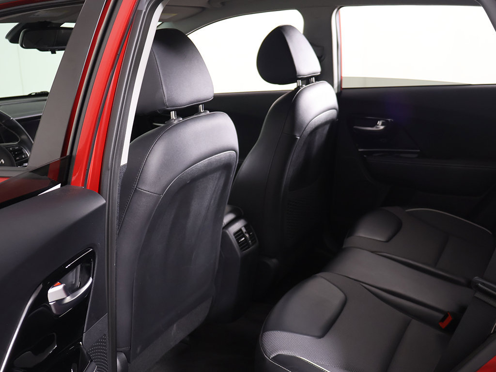 Used 2022 Kia Niro EX FWD image 30