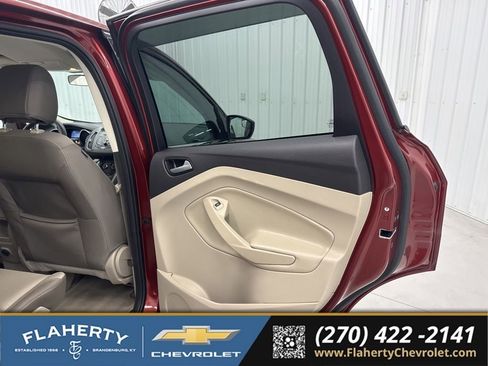 Used 2015 Ford Escape SE AWD/4WD image 15