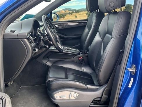 Used 2017 Porsche Macan S image 21