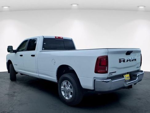 New 2026 RAM 3500 Big Horn AWD/4WD image 7