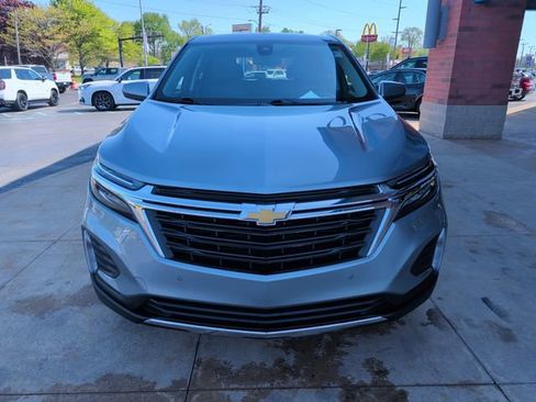 Certified 2024 Chevrolet Equinox LT FWD image 10