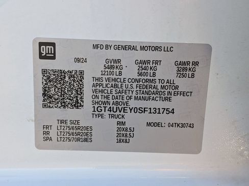 Used 2025 GMC Sierra 3500 AT4 w/ AT4 Premium Plus Package AWD/4WD image 26