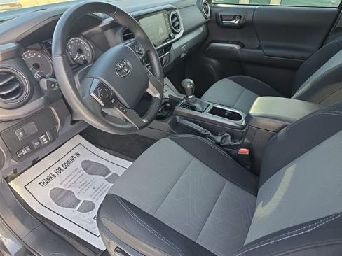 Certified 2023 Toyota Tacoma TRD Off-Road image 12