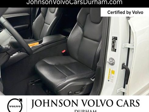 Used 2023 Volvo XC90 B5 Core image 7