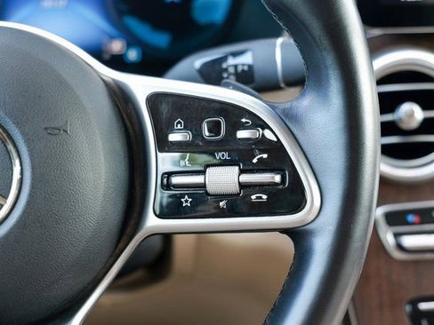 Used 2022 Mercedes-Benz GLC 300 GLC 300 image 40