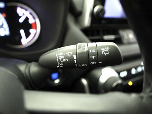 Certified 2022 Toyota RAV4 Limited image 29