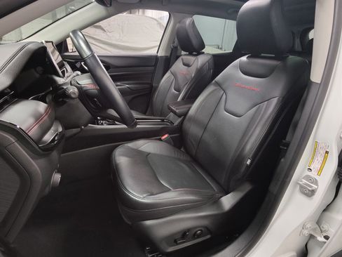 Used 2022 Jeep Compass Trailhawk w/ Trailhawk Elite Group image 15