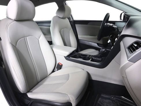 Used 2018 Hyundai Sonata SE image 38