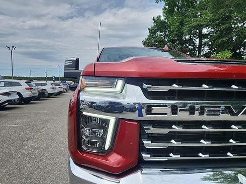 Used 2021 Chevrolet Silverado 3500 LTZ w/ LTZ Premium Package AWD/4WD image 9