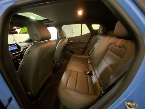 Used 2024 Chevrolet Trax RS w/ Sunroof Package image 28